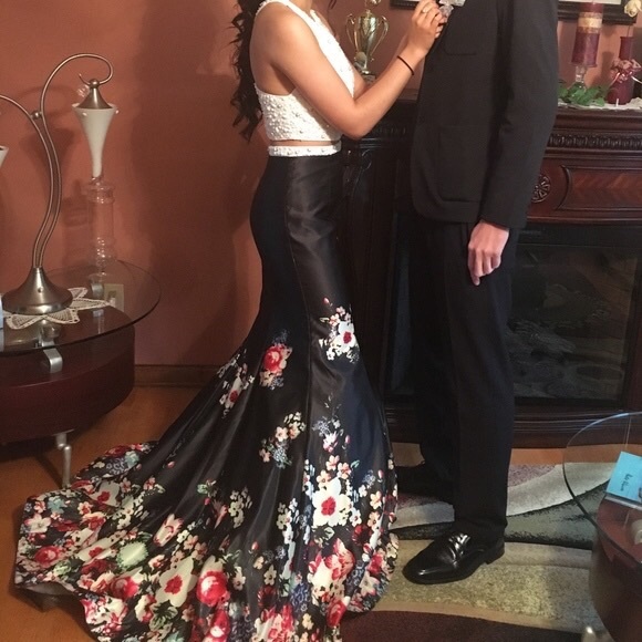 Rachel Allan Prom Dress - Picture 1 of 6